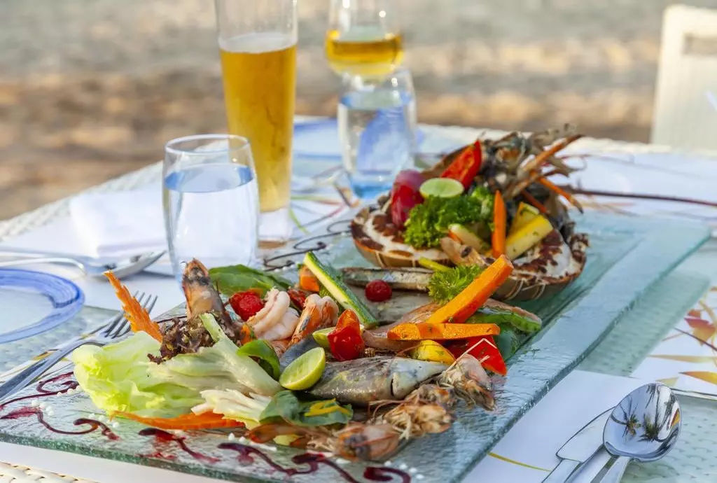 HOTEL caravela resort GOA_shabavizparvaz_07.jpg